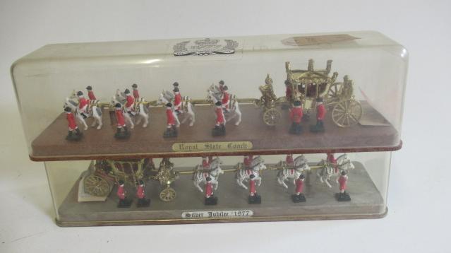 Two Silver Jubilee State Coaches with figures in clear plastic display box Image