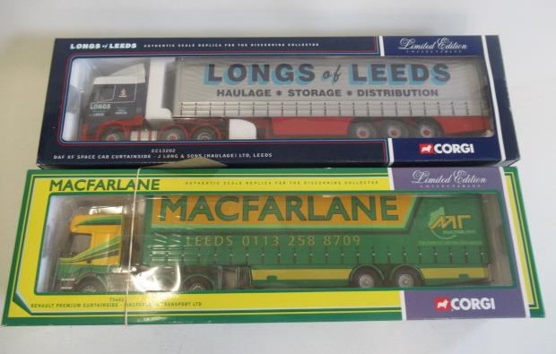 Two Corgi vehicles comprising CC13202 DAF and 75602 Renault Image