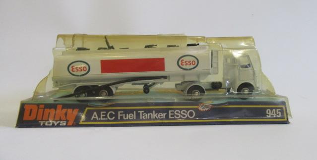 Dinky 945 A.E.C. Fuel Tanker Esso in display box Image
