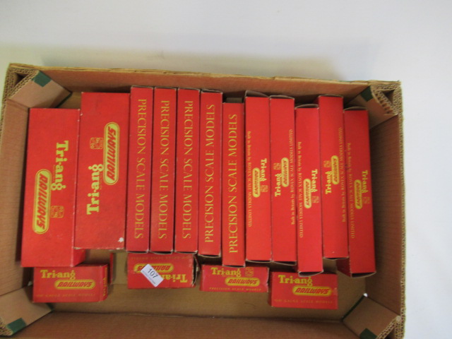 Triang Railways rolling stock comprising two Princess Elizabeth locomotives Image