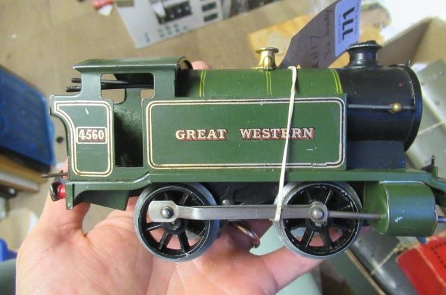 Hornby Train clockwork 0-4-0 tank finished in G.W.R. green Image