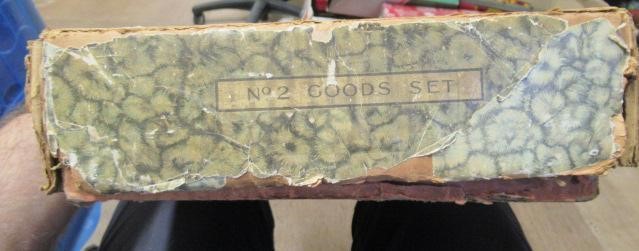 Hornby N1 S.R. Goods Set with clockwork 4-4-4 locomotive Image