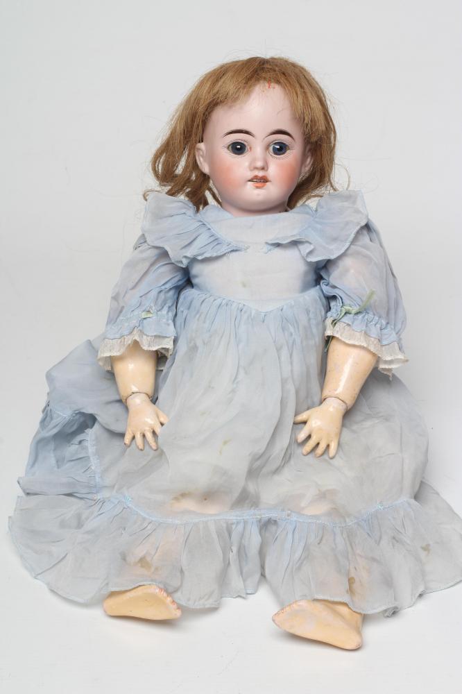 A Heinrich Handwerck bisque socket head doll Image