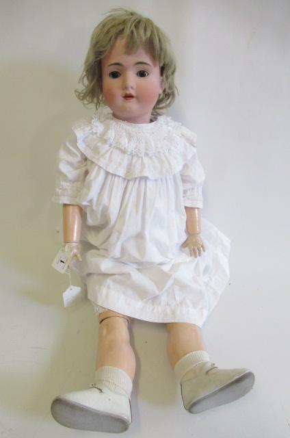 Bisque socket head doll Image