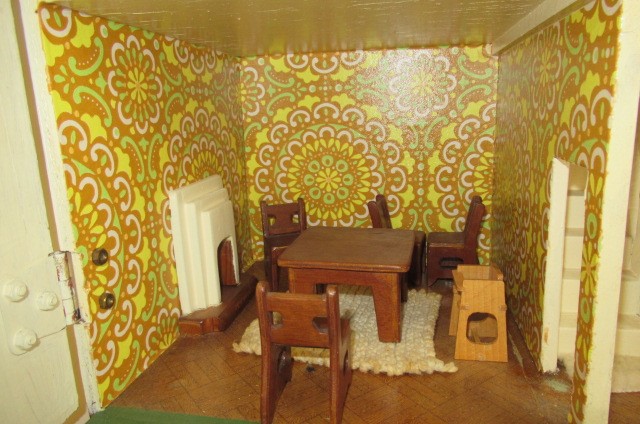 A scratch built doll's house and contents Image