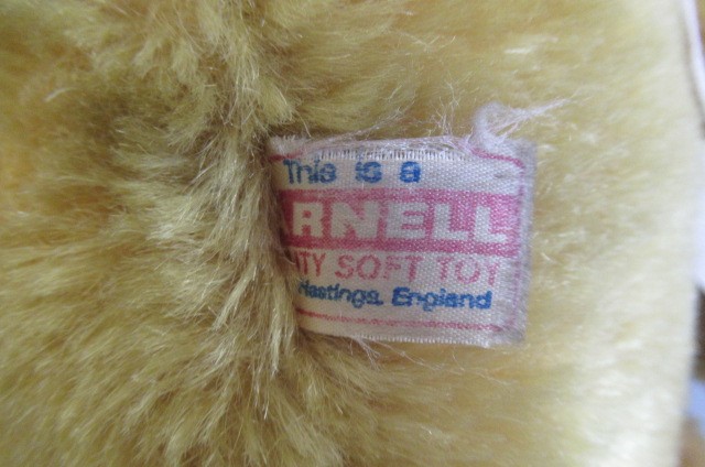 A Farnell growling teddy bear Image