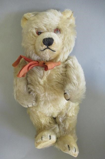 Three vintage bears Image