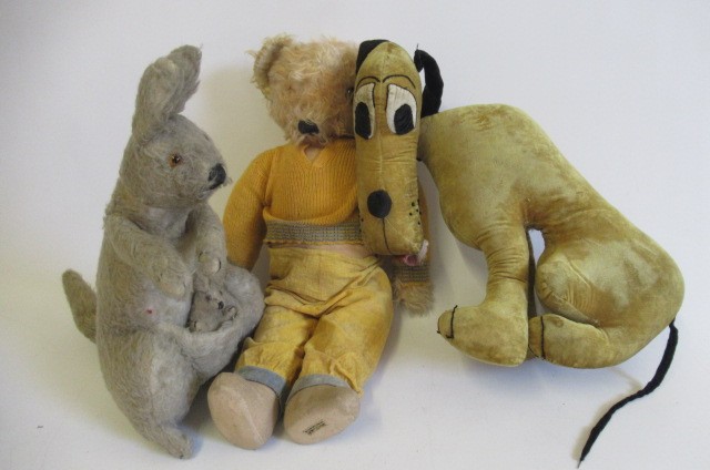 Five vintage soft toys Image