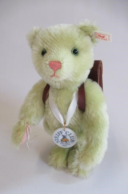 A boxed Steiff club Edition 30 teddy bear Image