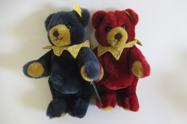 Six Steiff collector's teddy bears Image