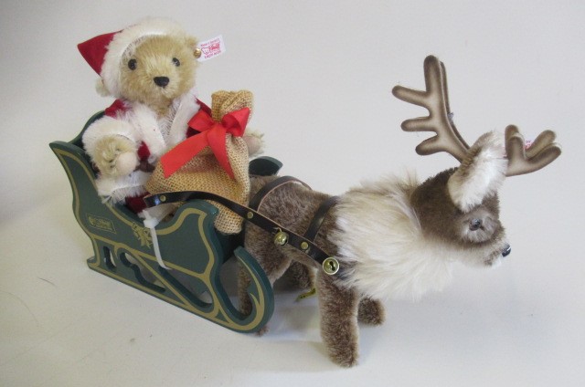 Four Christmas Steiff bears Image