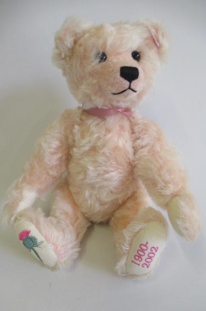 Three boxed Steiff Royal edition teddy bears Image