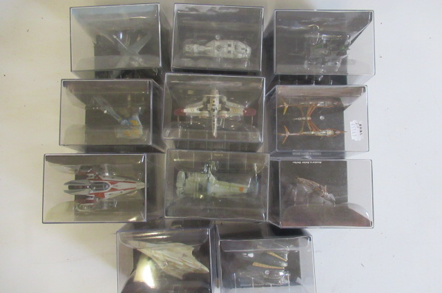 Eleven De-Agostini Starwars model vehicles comprising V-wing Image