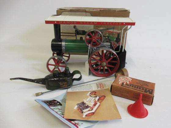 Mamod TE1a traction engine box with accessories Image