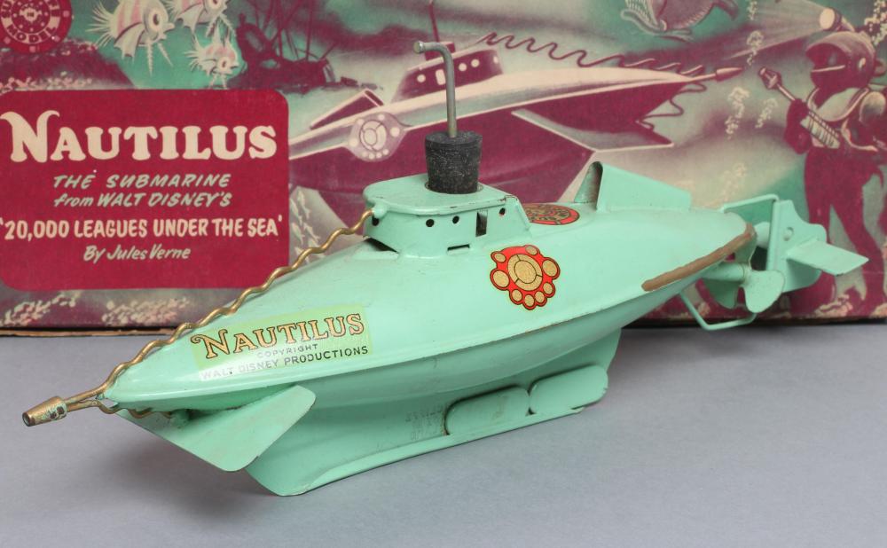 Sutcliffe Nautilus clockwork submarine with keys and extra bung Image