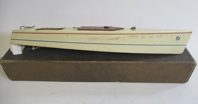 Kellner Boats clockwork speed boat of wooden construction finished in cream Image
