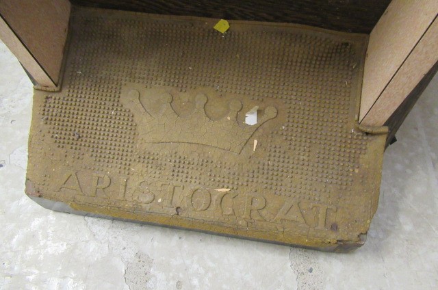 An Aristocrat Kingsway one armed bandit Image
