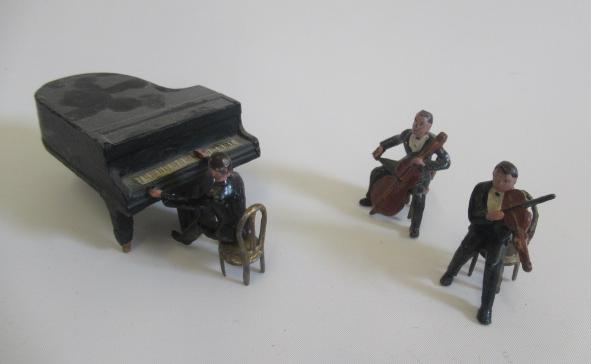 Charbens musical trio set with violin Image