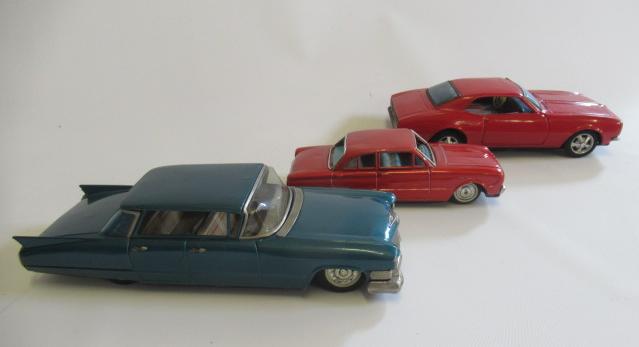 Bandai Cadillac in blue/green friction drive AF Image