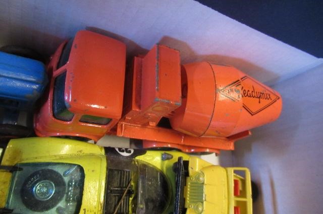 Unboxed model vehicles by Corgi Image