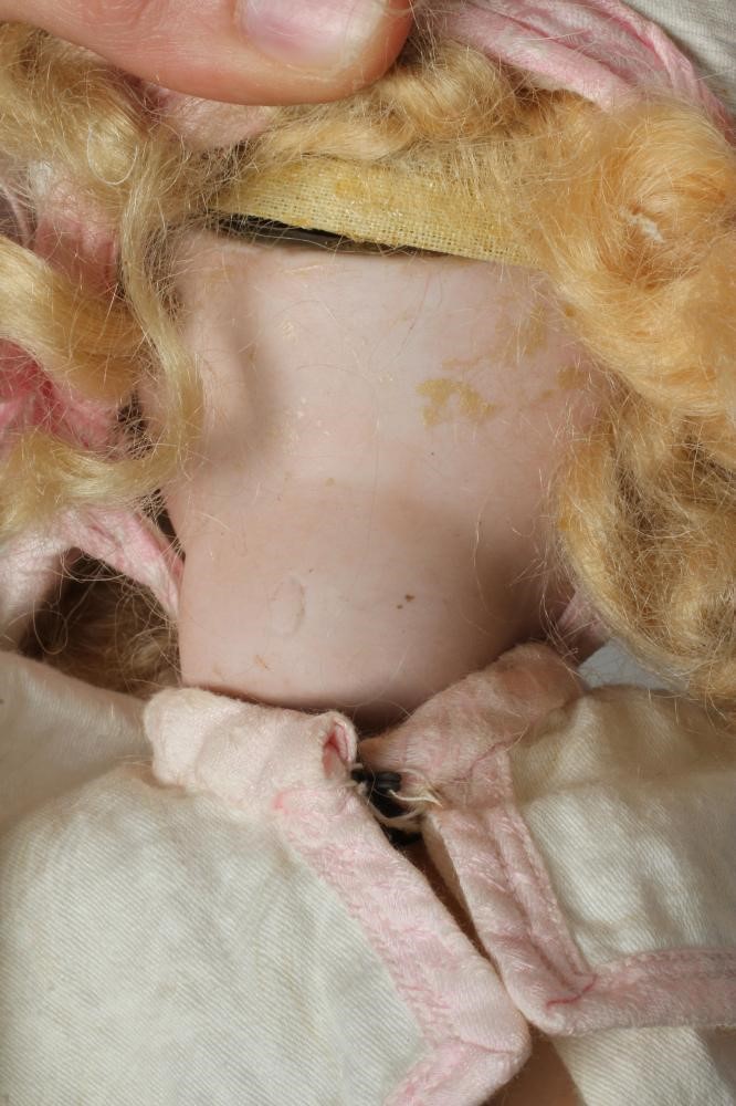 A French bisque socket head doll Image