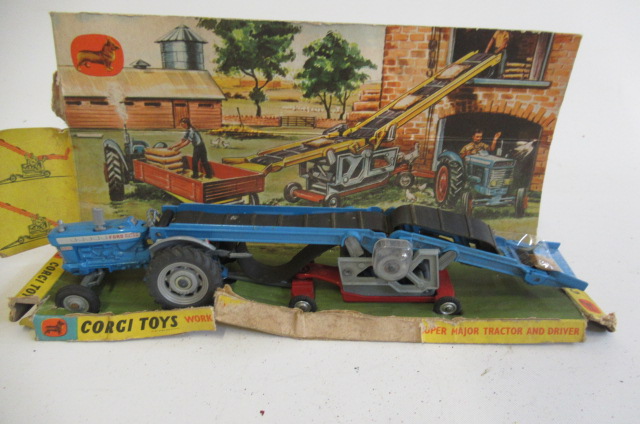 Corgi Ford motor tractor and loader Image