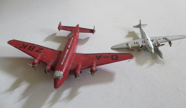Dinky Giant high speed plane in red Image