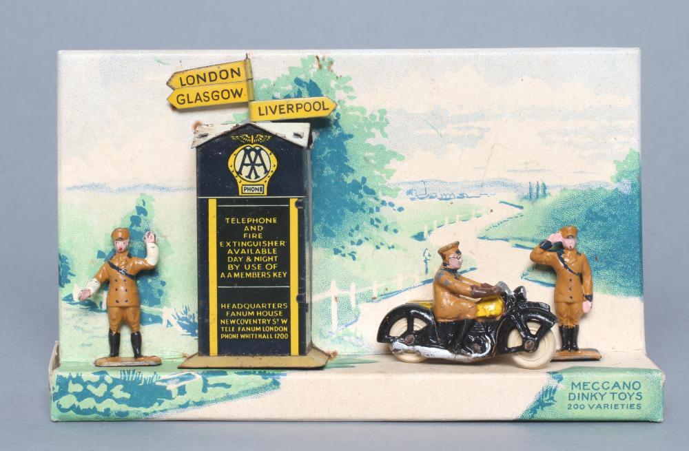 Dinky A2065 AA Hut Image