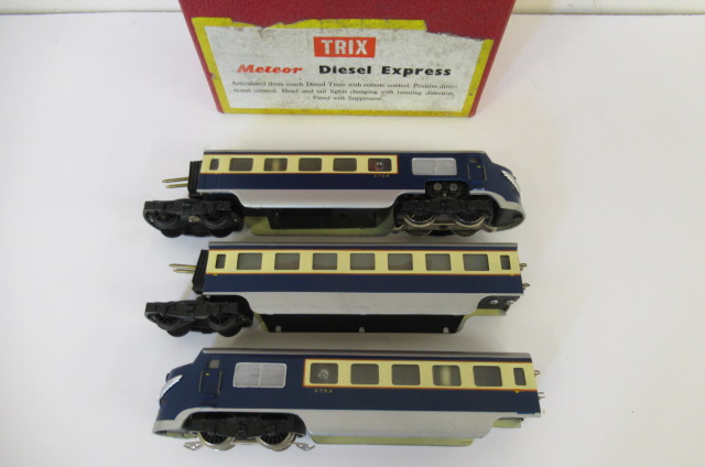 Trix Meteor Diesel Express repainted in blue and cream Image
