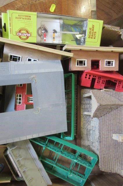 Playworn trackside accessories including buildings Image