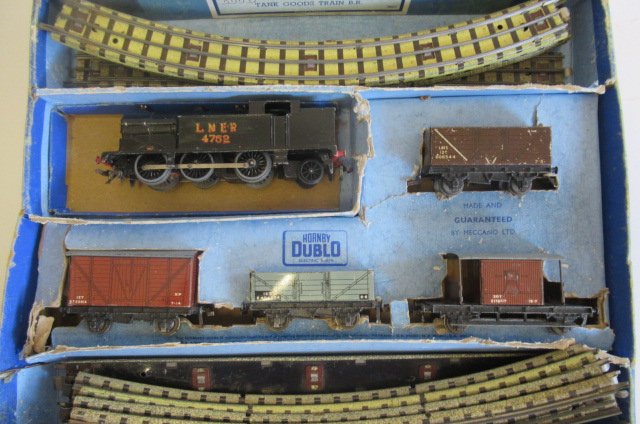 Hornby Dublo Goods Train Set with 2-6-0 tank locomotive and four wagons Image