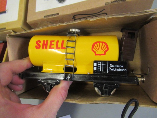 Joyo Goods vans for Continental Railways comprising shell tanker and box van Image