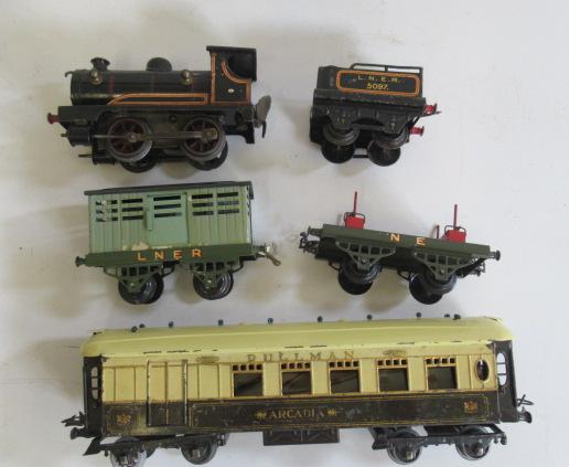 Hornby clockwork No O locomotive L.N.E.R. 5097 Image