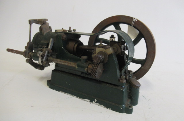 A single cylinder gas engine Image