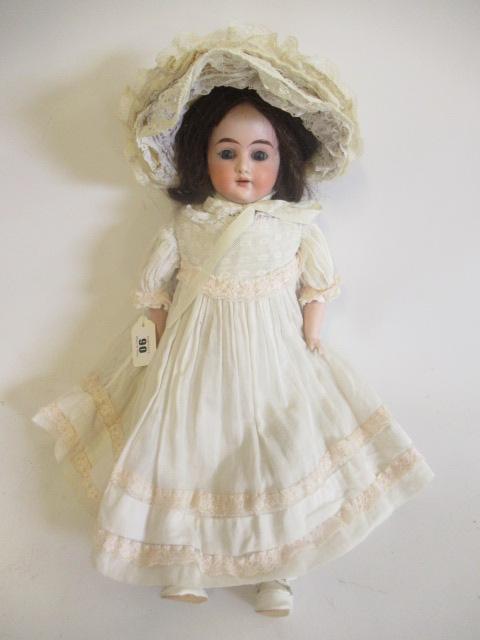 An Cuno & Otto Dressel bisque shoulder head doll Image