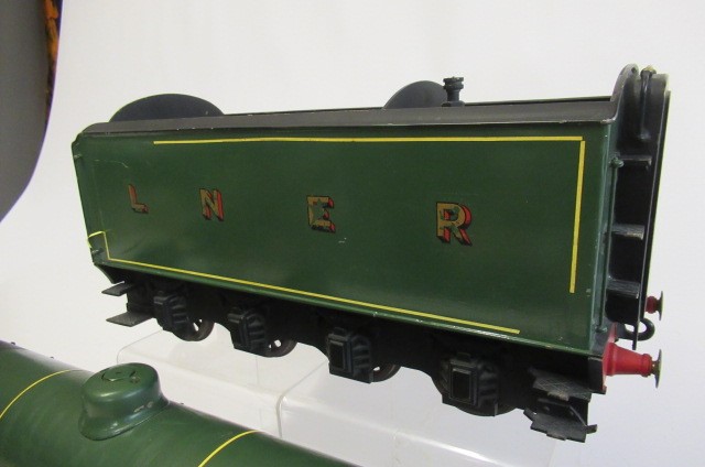 Bassett-Lowke Sprit fired 4-6-2 L.N.E.R 4-6-2 A1 Locomotive and tender Image