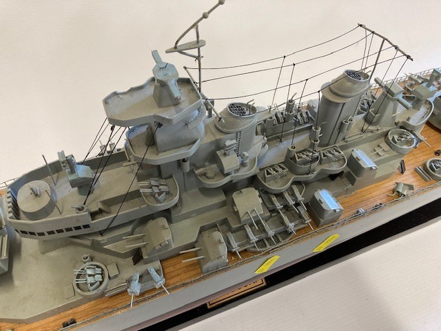 Well-made scale model of the United States of America Navy Battleship Missouri Image