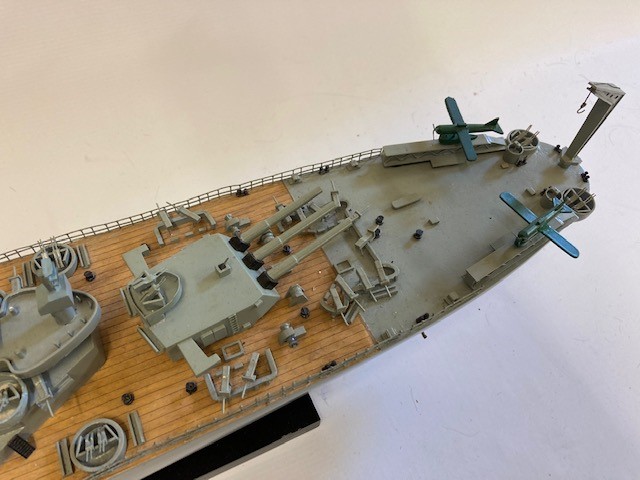 Well-made scale model of the United States of America Navy Battleship Missouri Image