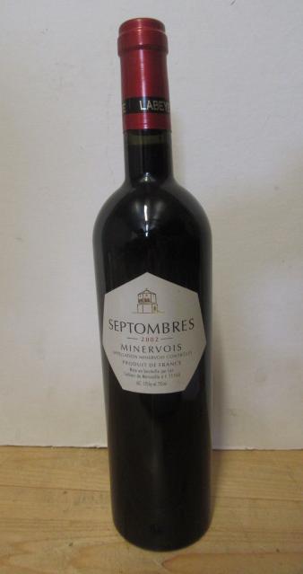 Six bottles 2002 Minervois Septombres Image