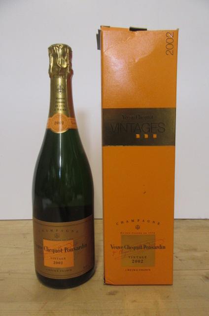 One bottle 2002 Veuve Clicquot Ponsardin Image