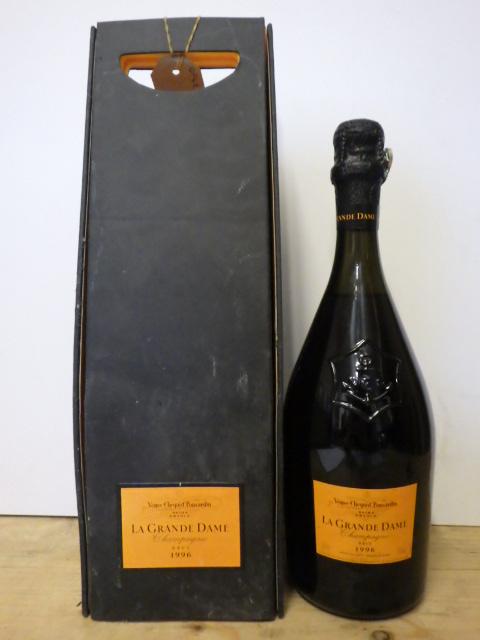 One bottle 1996 Veuve Clicquot La Grande Dame Image