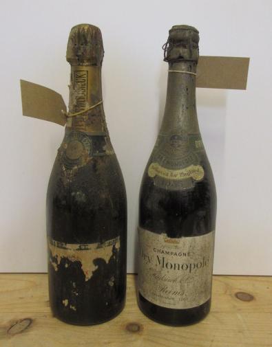 One bottle 1955 Heidsieck Monopole and one box 1941 Piper Heidsieck (2) (Est. plus 21% premium inc. Image