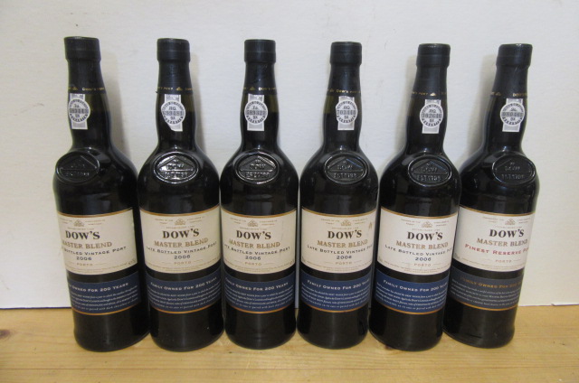 Five bottles 2006 Dow's Master Blend  together with Dow's Master Blend Finest Reserve Port (6) (Est. Image
