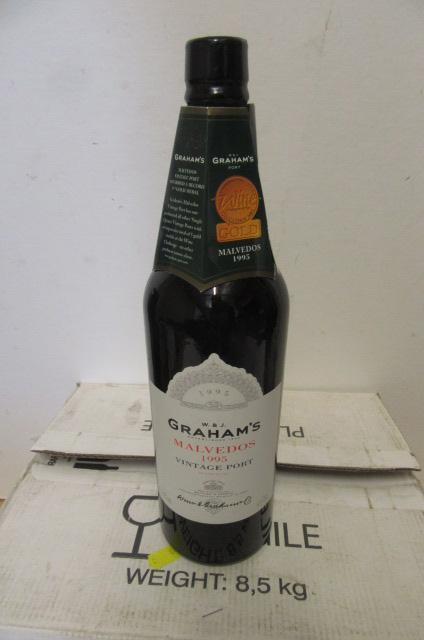 Six bottles 1995 Graham's Malvedos OC (Est. plus 21% premium inc. VAT) Image