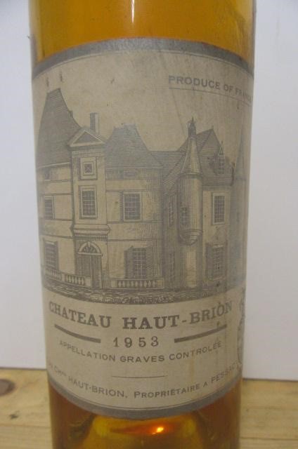 One bottle 1953 Chateau Haut-Brion (white) Graves (Est. plus 21% premium inc. VAT) Image