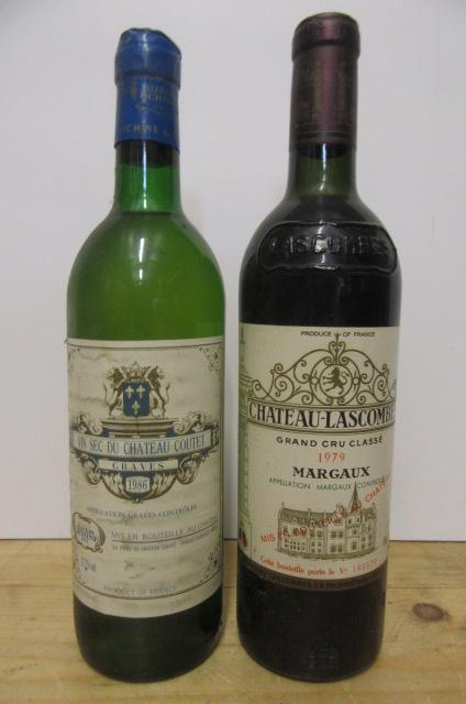 One bottle 1979 Chateau-Lascombes Margeaux and one bottle 1986 Chateau Coutet Image