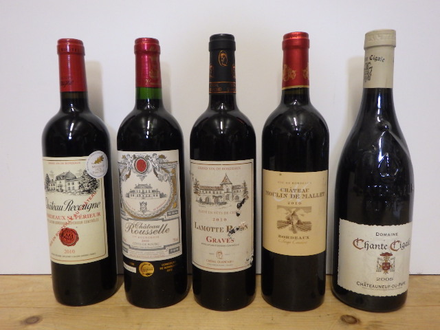 One bottle 2010 Chateau Moulin de Mallet Image