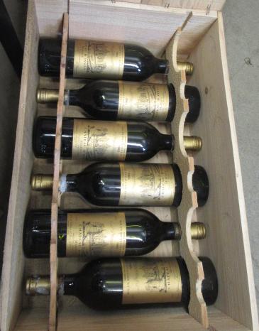 Six bottles 1982 Chateau D'Issan Margaux Image