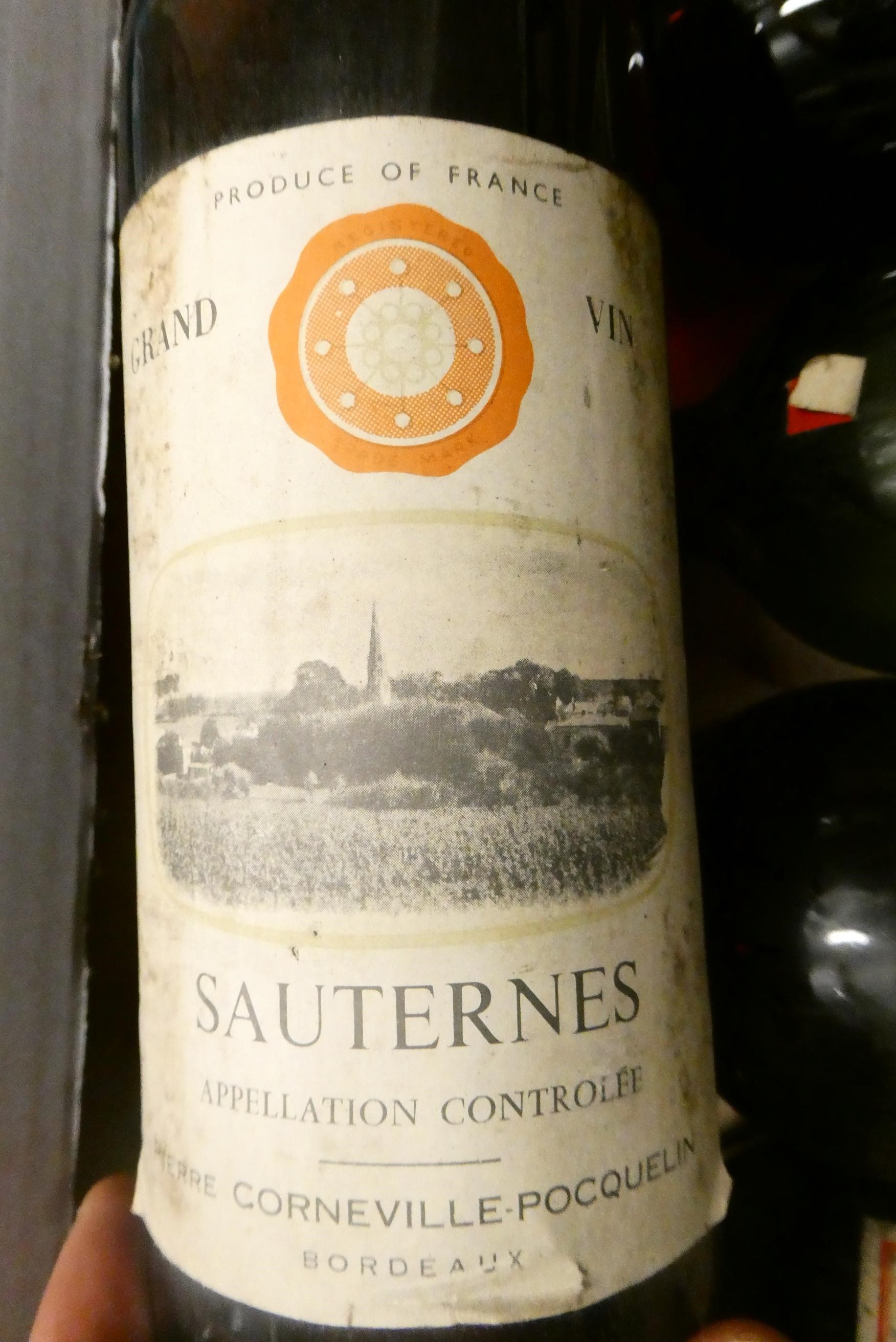 A quantity of mixed wine Image