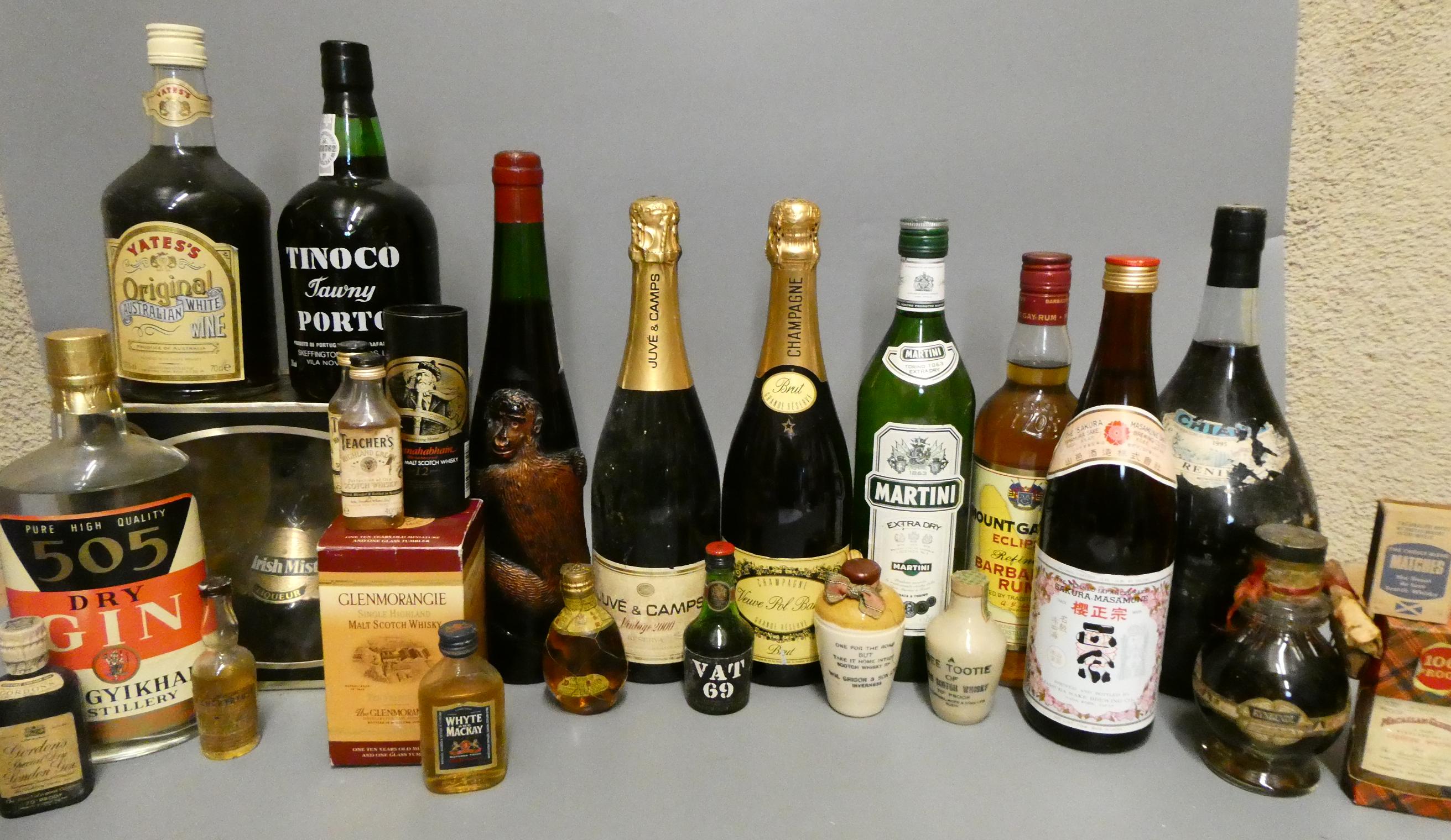 A quantity of mixed alcohol Image